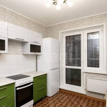 Продается 1-комнатная квартира, 40 м²