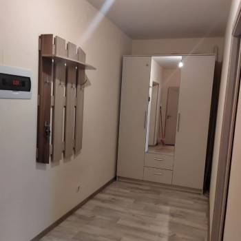 Продается 1-комнатная квартира, 42,4 м²