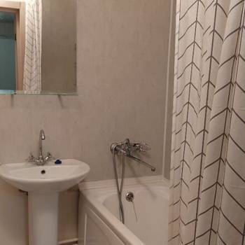 Продается 1-комнатная квартира, 42,4 м²