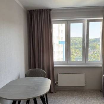 Сдается 1-комнатная квартира, 45 м²