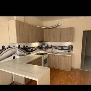 Сдается 1-комнатная квартира, 44,5 м²
