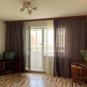 Сдается 1-комнатная квартира, 42 м²