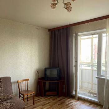 Сдается 1-комнатная квартира, 42 м²