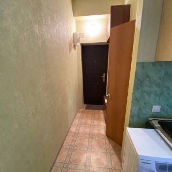Продается 1-комнатная квартира, 14 м²