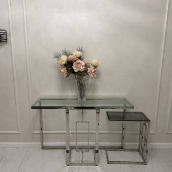 Продается 1-комнатная квартира, 103,5 м²