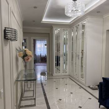 Продается 1-комнатная квартира, 103,5 м²