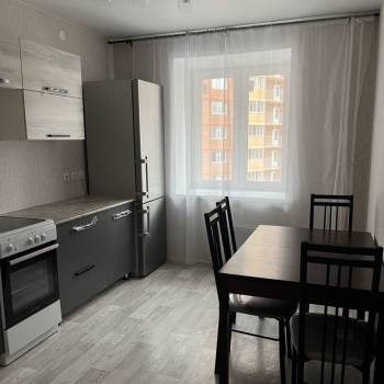 Сдается 1-комнатная квартира, 48 м²
