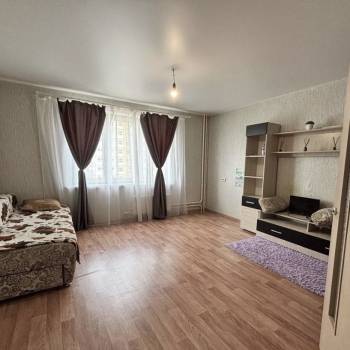 Сдается 1-комнатная квартира, 40,4 м²