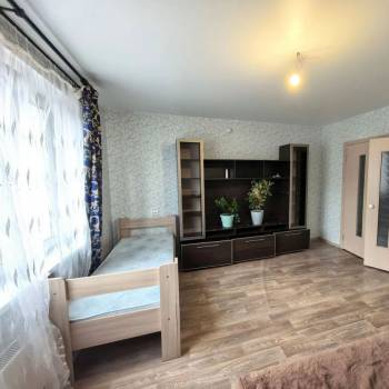 Сдается 1-комнатная квартира, 40,4 м²