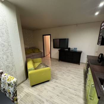 Сдается Многокомнатная квартира, 56,6 м²