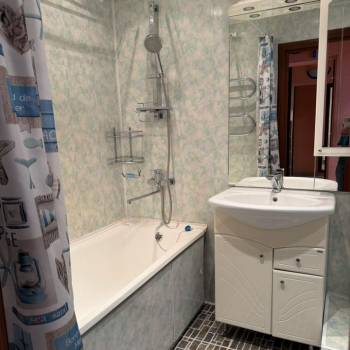 Сдается 1-комнатная квартира, 45 м²