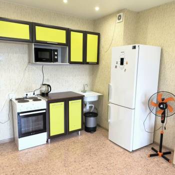 Сдается 1-комнатная квартира, 40 м²