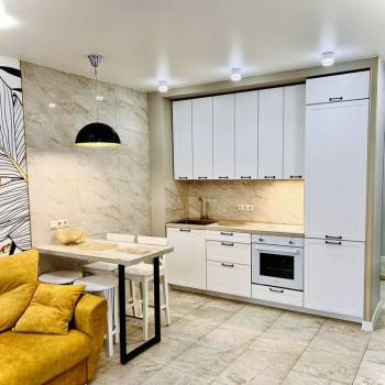 Сдается 1-комнатная квартира, 42 м²