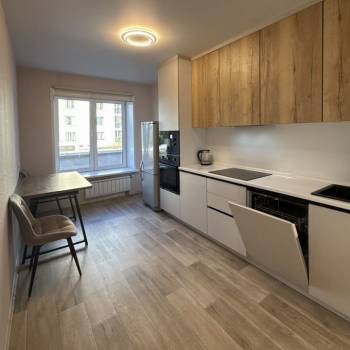 Сдается 2-х комнатная квартира, 58 м²