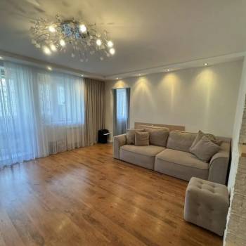 Продается 3-х комнатная квартира, 75,6 м²