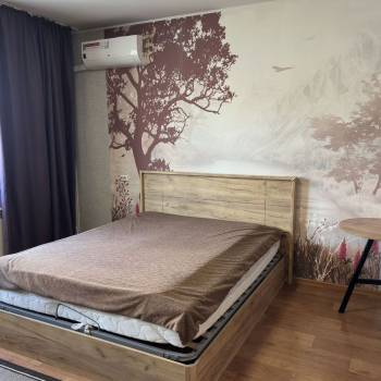 Сдается 1-комнатная квартира, 42 м²