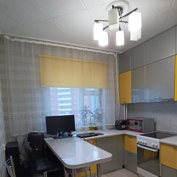 Продается 1-комнатная квартира, 40,6 м²