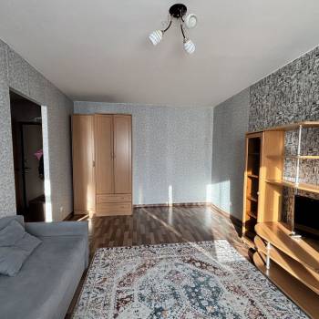 Сдается 1-комнатная квартира, 37 м²