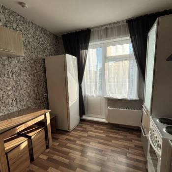 Сдается 1-комнатная квартира, 37 м²