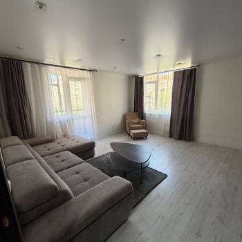 Продается 2-х комнатная квартира, 65 м²