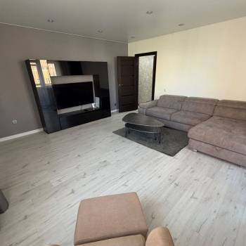 Продается 2-х комнатная квартира, 65 м²