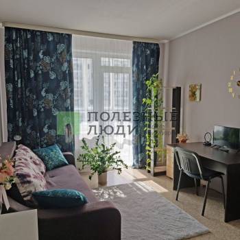 Продается 1-комнатная квартира, 39 м²