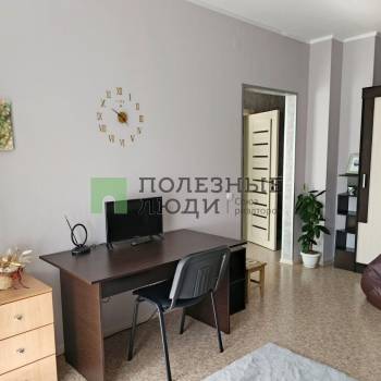 Продается 1-комнатная квартира, 39 м²