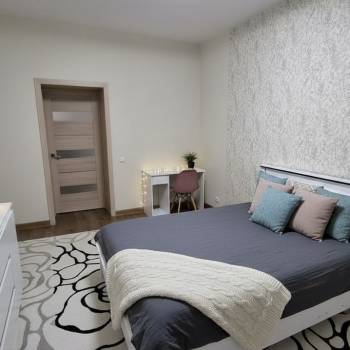 Сдается 2-х комнатная квартира, 87,8 м²