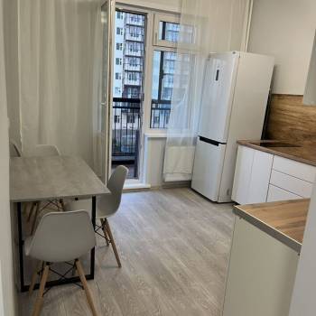 Сдается 1-комнатная квартира, 36,7 м²