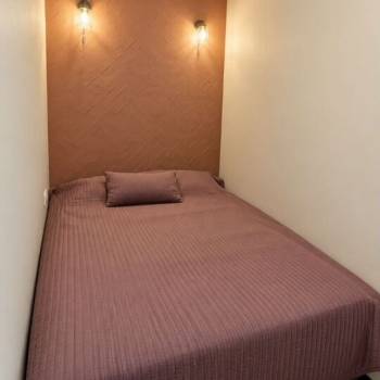 Продается 1-комнатная квартира, 49 м²