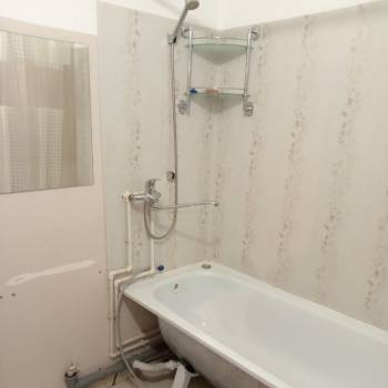 Продается 1-комнатная квартира, 37 м²
