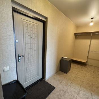 Сдается 1-комнатная квартира, 42 м²