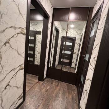 Продается 2-х комнатная квартира, 540 м²
