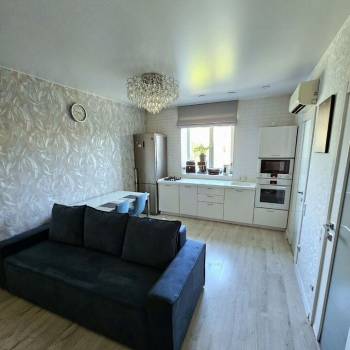 Продается 3-х комнатная квартира, 57 м²