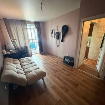 Сдается 1-комнатная квартира, 40 м²