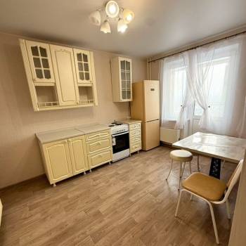 Сдается Многокомнатная квартира, 83 м²