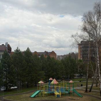 Сдается 1-комнатная квартира, 52,7 м²