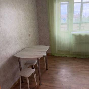 Сдается 1-комнатная квартира, 52,7 м²