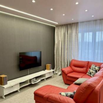Сдается 2-х комнатная квартира, 65 м²
