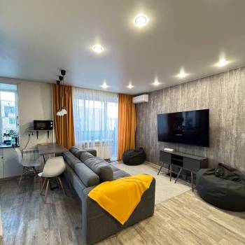 Сдается Многокомнатная квартира, 56 м²
