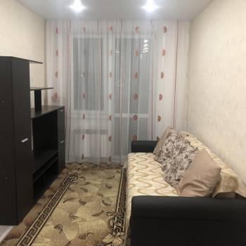 Сдается 1-комнатная квартира, 42 м²