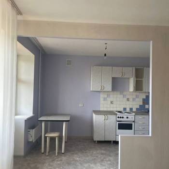 Продается 1-комнатная квартира, 39 м²