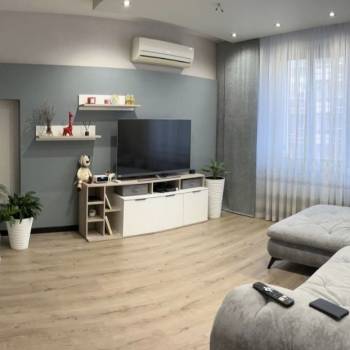 Продается 2-х комнатная квартира, 80,8 м²