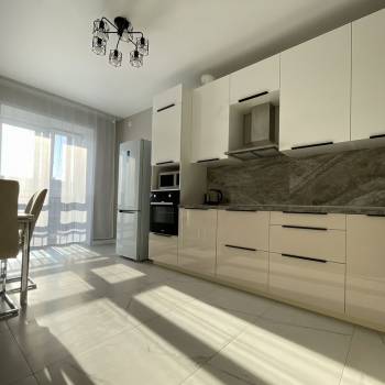 Сдается 2-х комнатная квартира, 65 м²