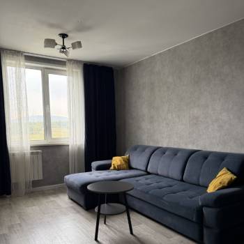 Продается 1-комнатная квартира, 40,4 м²