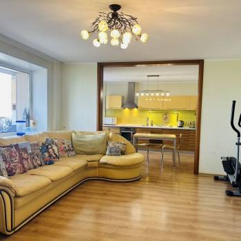 Продается Многокомнатная квартира, 121,5 м²