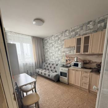 Сдается 2-х комнатная квартира, 70 м²