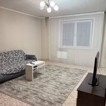 Сдается 2-х комнатная квартира, 64,4 м²