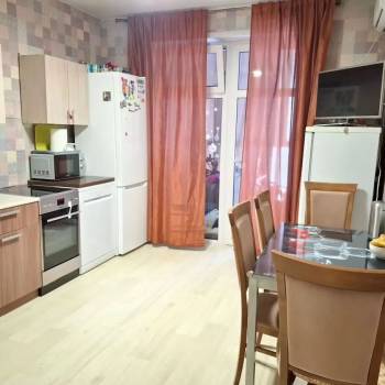 Продается 2-х комнатная квартира, 58 м²