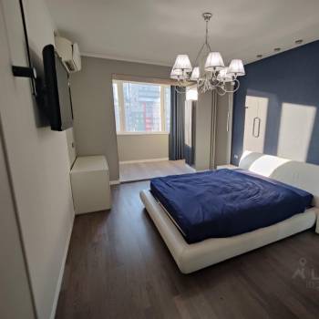 Сдается 2-х комнатная квартира, 88 м²